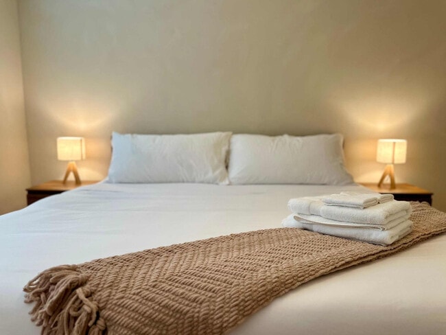 Photo - 3161 N Cambridge Ave Unit ID1322526P