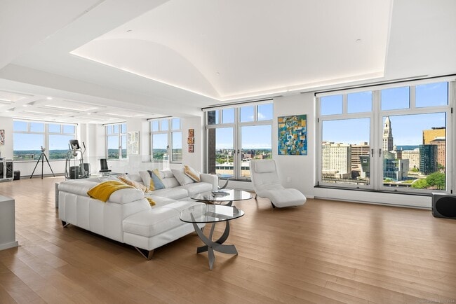 Photo - 235 E River Dr Unit APT 1701