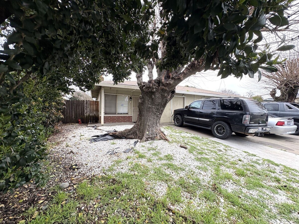 Photo - Very Nice 2bd/1ba Rancho Cordova Duplex