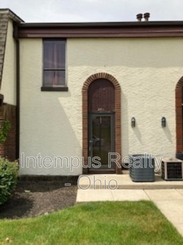 Building Photo - 2011 Baldwin Rd