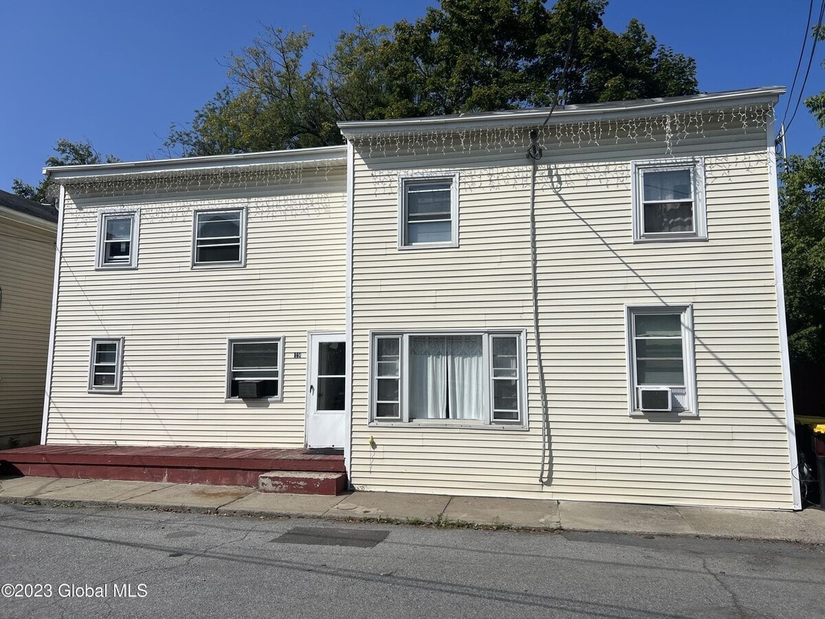 19-21 Penrose Avenue - 19-21 Penrose Avenue Unidad 1 Rental