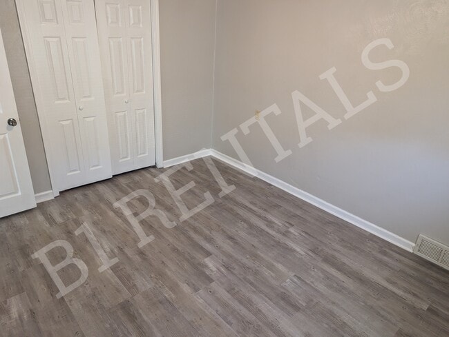 Photo - 742 S Obrien St