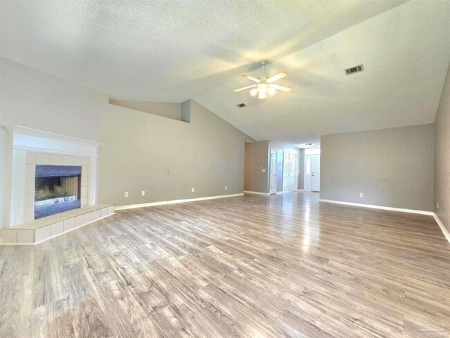 Photo - 6718 Fort Deposit Dr