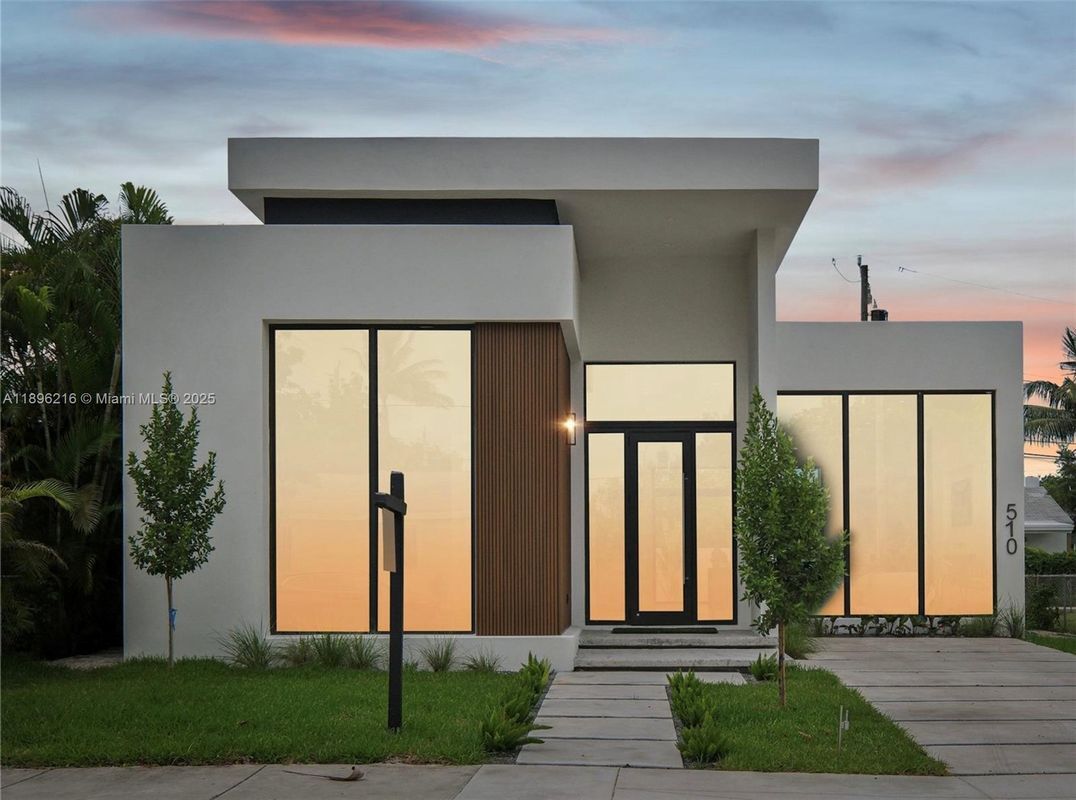 Photo - 510 NW 50th St