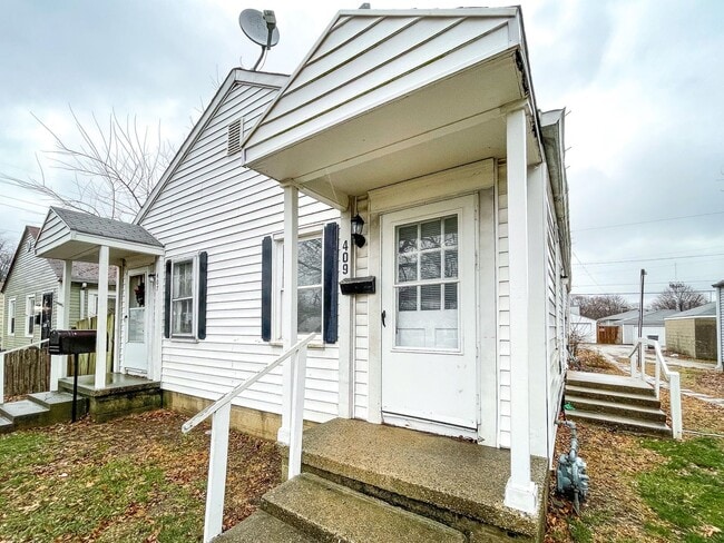 Photo - 409 S Dearborn St