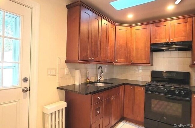 Photo - 56 Marlboro Rd