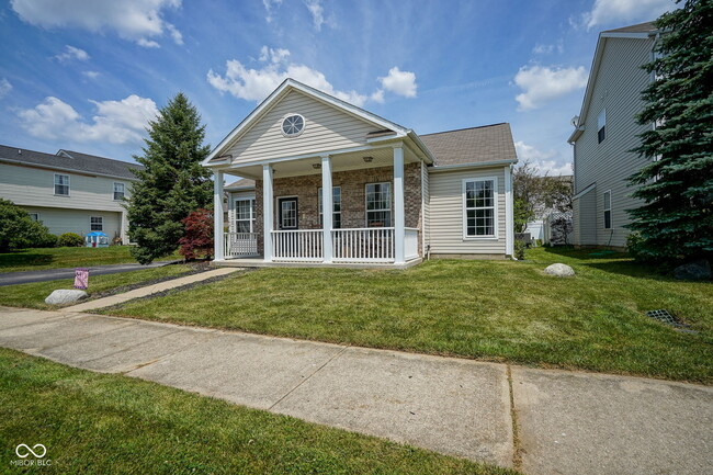Photo - 952 Helston Ave