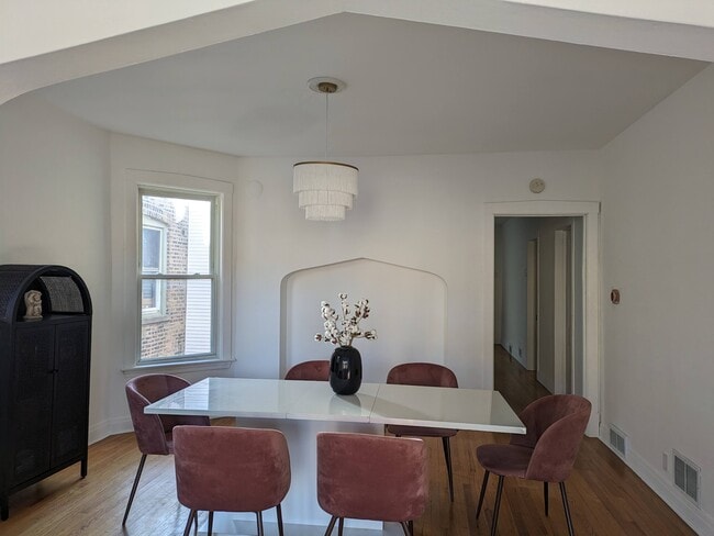 Photo - 2506 N Avers Ave Unidad 2