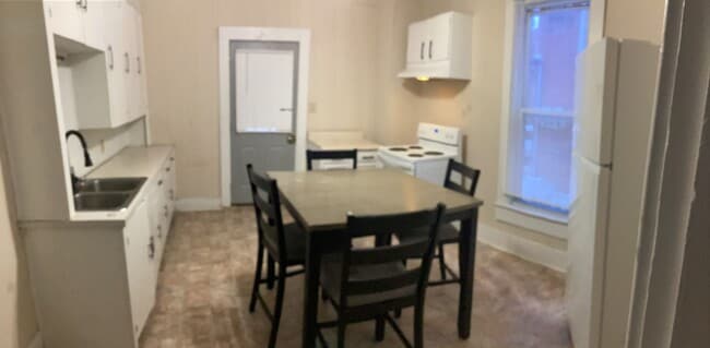 Photo - Jefferson222 Unit 222 Jefferson B