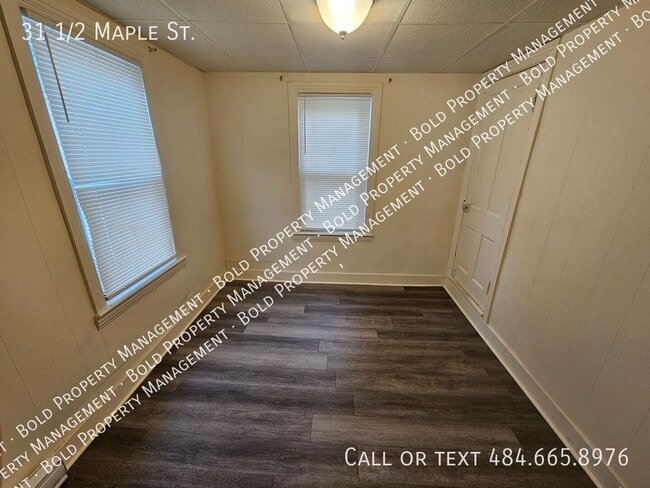 31 Maple St