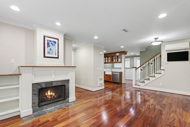 Photo - 8014 Ashworth Ave N