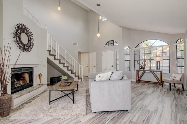 Photo - 4435 E Amberwood Dr