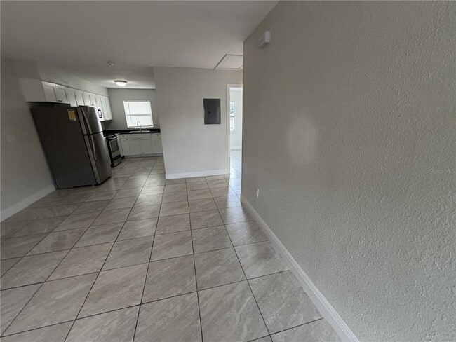 Photo - 1112 Martin St