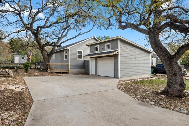 Building Photo - 18000 Lafayette Park Dr