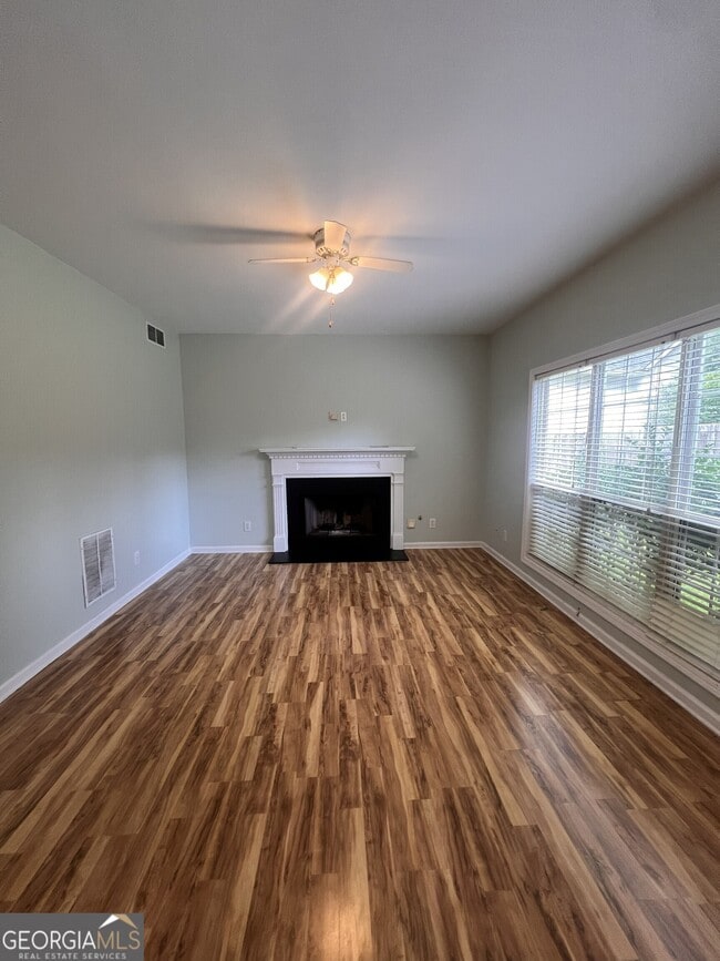 Photo - 3985 Shallowford Rd