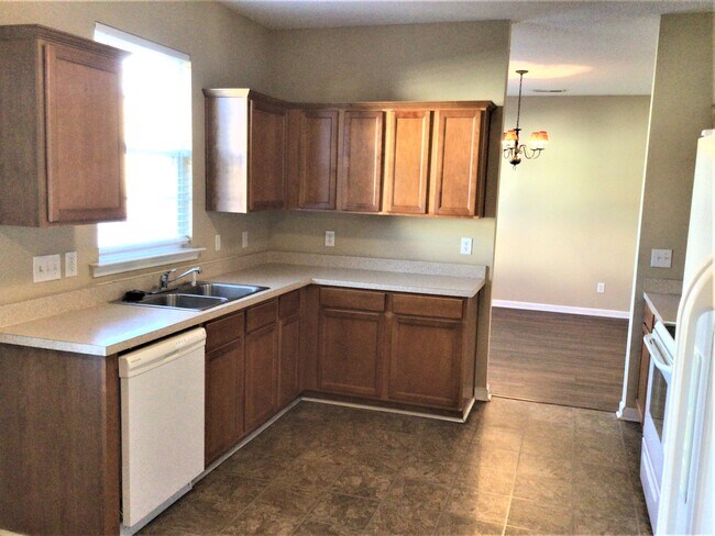 Photo - 6140 Glen Way Dr