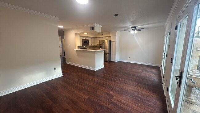 Photo - 2508 Bering Dr