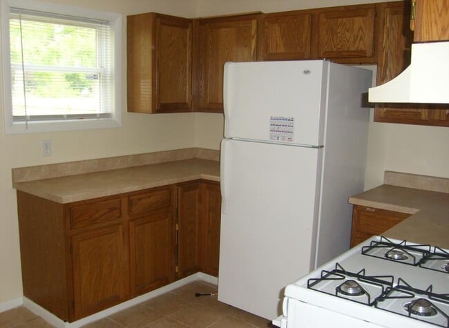 Photo - 1135 Bissell St