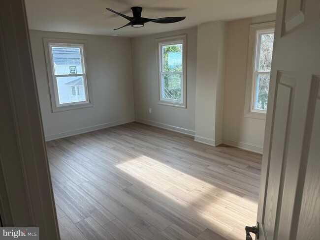 Photo - 3025 W Germantown Pike Unit 2