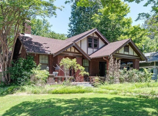 Photo - 1930 Lyndale Ave House