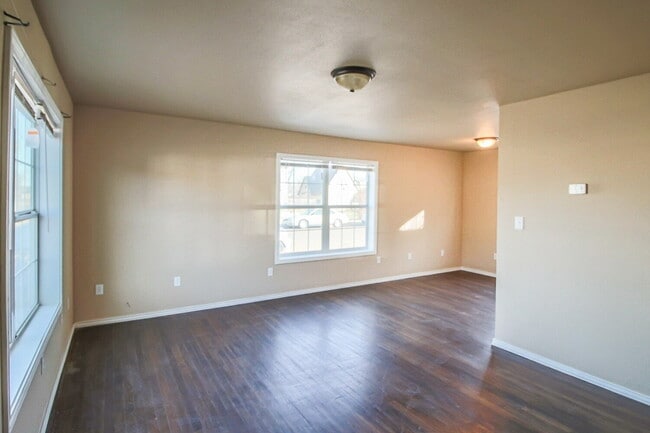 Photo - Spacious 1/1 Close to TTU & Downtown