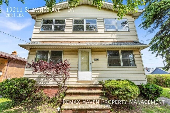 Building Photo - 19211 Shawnee Ave Unit DN