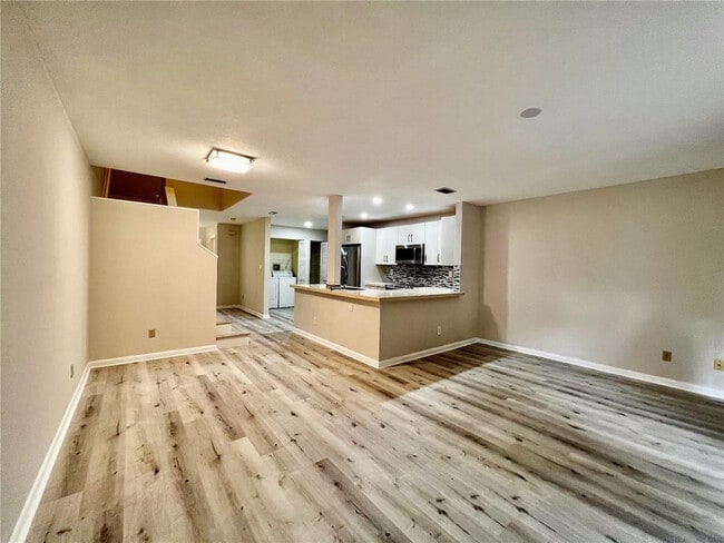 Photo - 21420 Tudor Dr