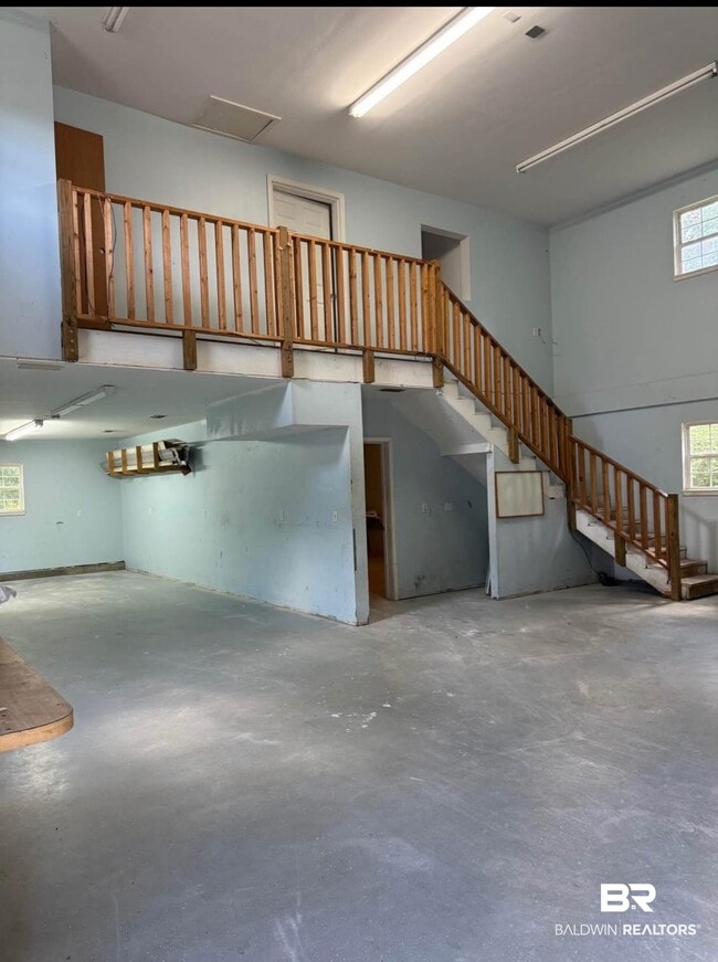 Photo - 18786 Hillside Dr