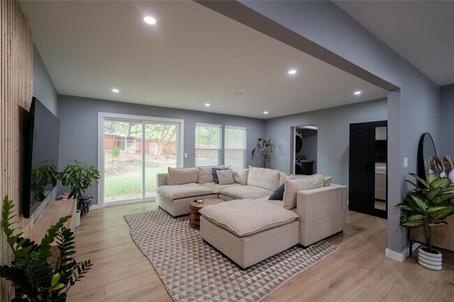 Photo - 1712 Alleghany Dr