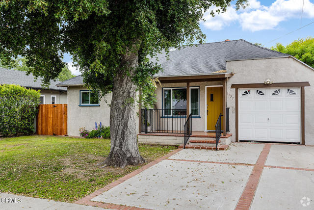 Building Photo - 3037 E Del Mar Blvd Rental