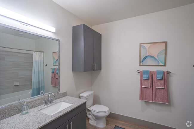 2BR, 2BA - 1159SF