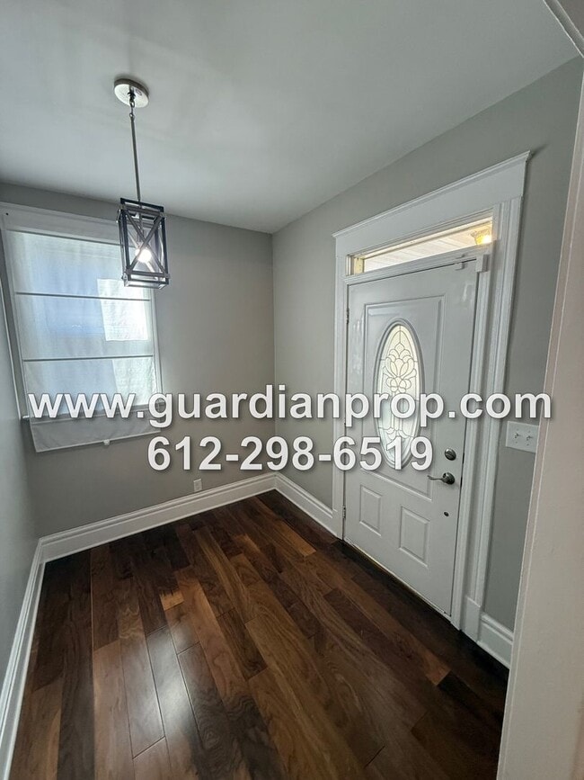 Photo - House on Selby Avenue Available Now, HW Fl...