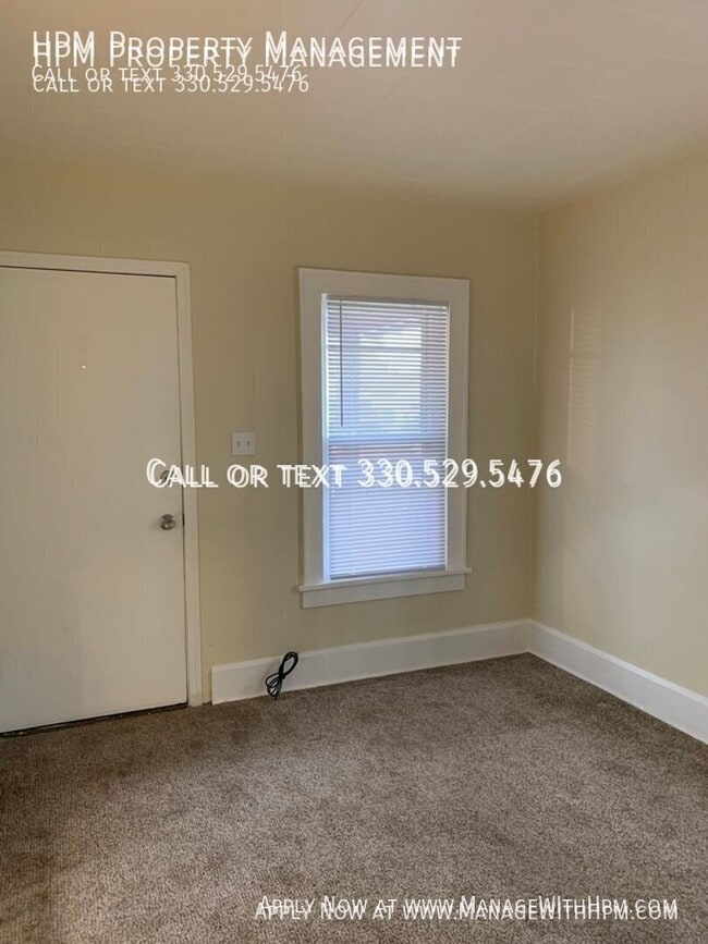 2306 24th St NE