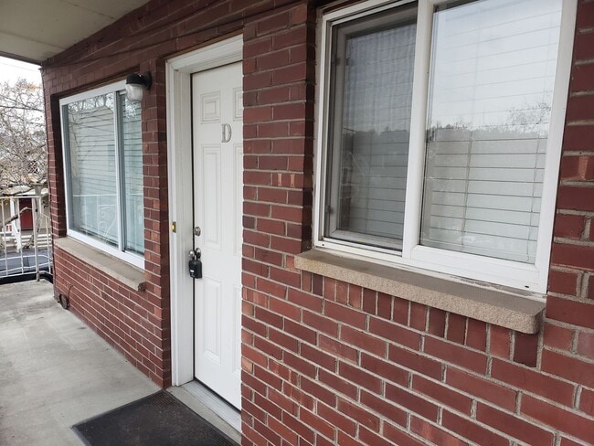 Fremont - Small Building - 1BR Top Floor C... - Fremont - Small Building - 1BR Top Floor C... Apartment Unit #D