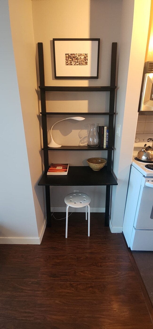 Photo - 689 Abbott St Unit 1607