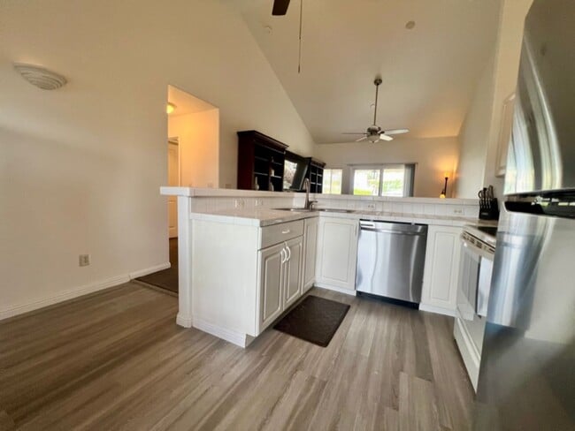 Photo - Furnished 3 Bedroom 2 bath Ali'i Lani Condo Top floor *Pet Friendly!