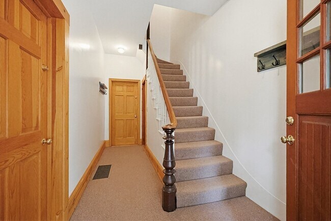 Photo - 36 Albion St Unit 2