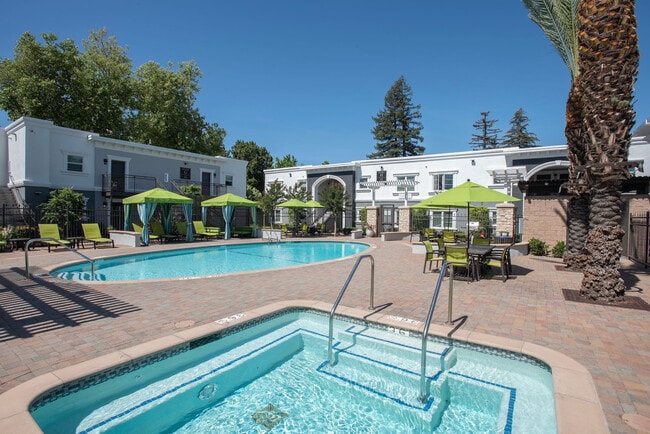 Photo - Ramblewood Apartments
