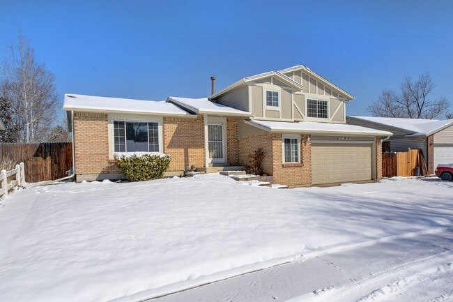 Photo - 4 bedroom, 3 bath home with 2 car garage