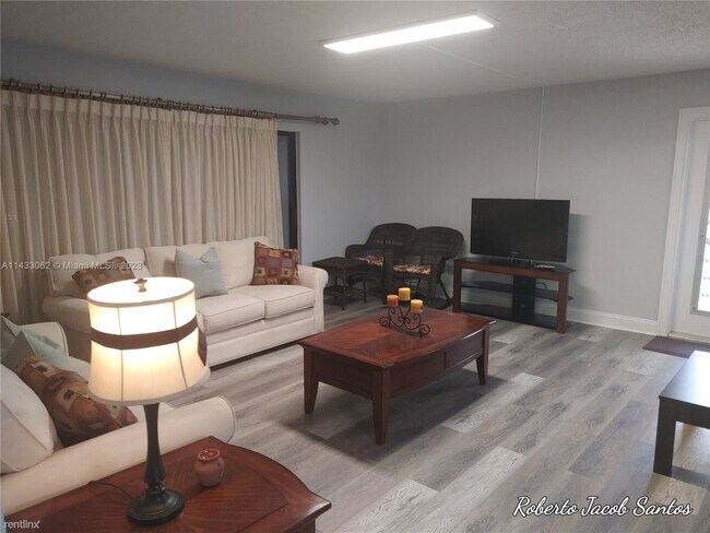 Photo - 2 br, 2 bath Condo - 524 Osprey Dr Apt 10B Unit Apt 10B