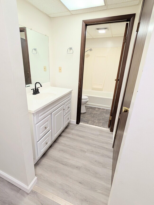 Bathroom - 225 E Orvis St Unit Apt 1