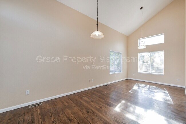 Photo - 19402 E Hamilton Pl