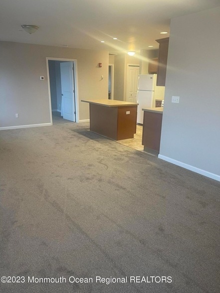 Building Photo - 2 Leonardville Rd Unit 2
