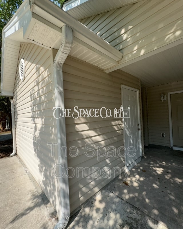 Photo - 8057 Vermont Rd