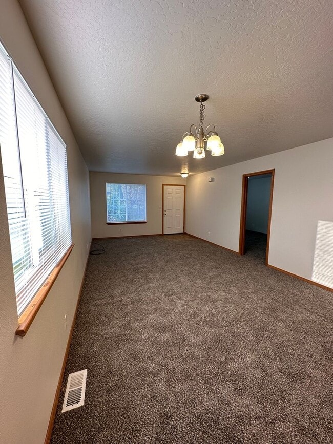 Photo - 6438 Trestle Unidad 6438 Trestle St #1