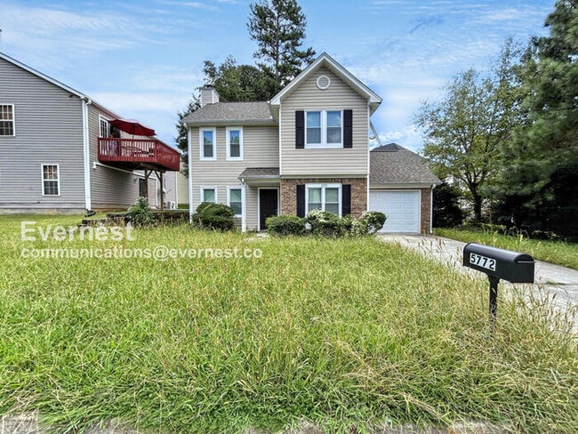 Building Photo - 5772-5773 3 Lakes Dr Rental