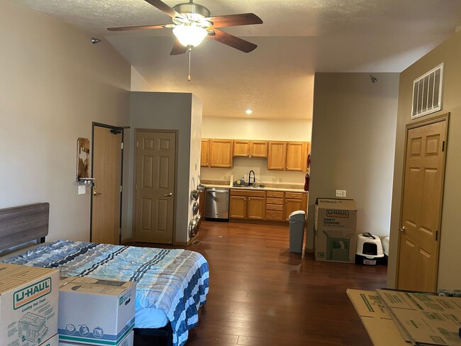 Photo - 7434 S Louise Ave Apartamento Unidad 5eb834d5-278f-11f0-87de-02f40adbe32b