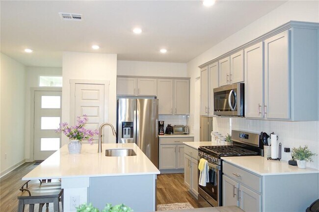 Photo - 7506 Daves Landing Dr