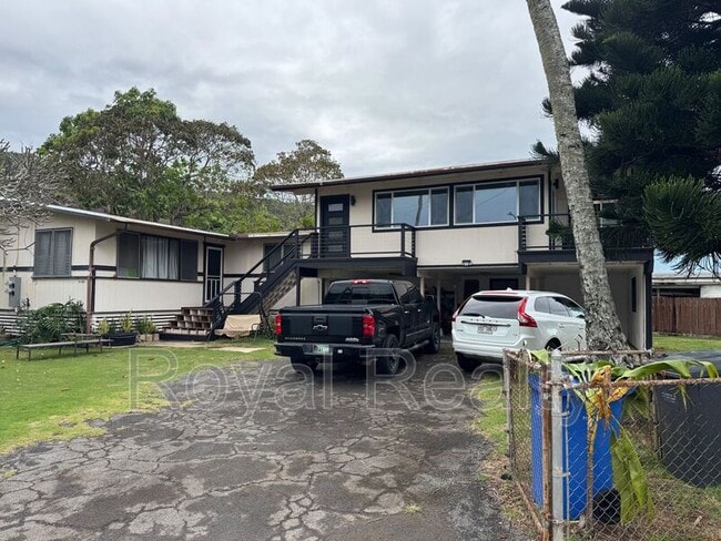 Photo - 47-230 Miomio Loop