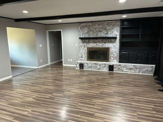 231 Quitman